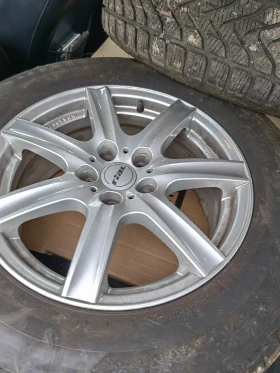        235/65R17  Hyundai Santa fe