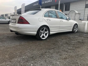 Mercedes-Benz C 30 AMG, снимка 3