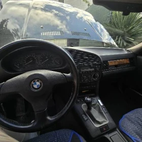 BMW 320 i, снимка 7
