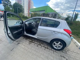 Hyundai I20, снимка 5