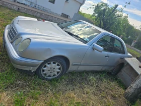 Обява за продажба на Mercedes-Benz E 200 ~1 599 лв. - изображение 1