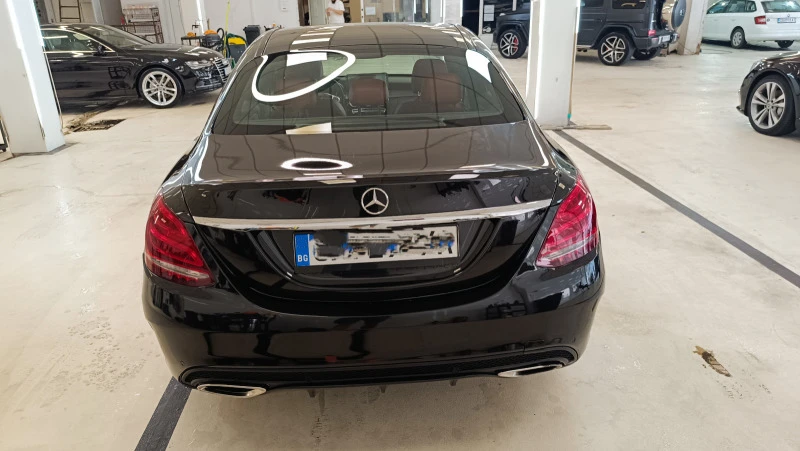 Mercedes-Benz C 300 W205 AMG 4 MATIC, снимка 15 - Автомобили и джипове - 42252072