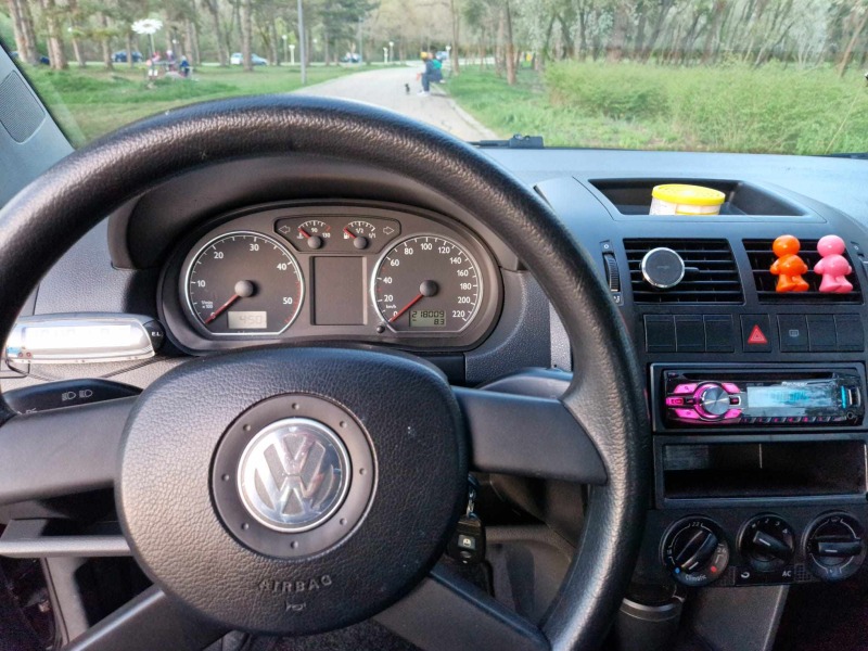 VW Polo 1.9SDI, снимка 8 - Автомобили и джипове - 45440177