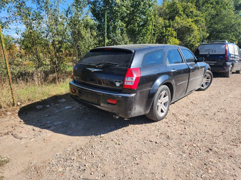 Chrysler 300c 3.0 crd, снимка 3 - Автомобили и джипове - 47447756