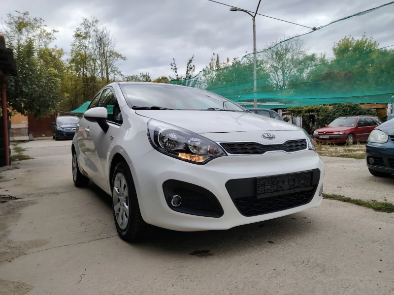 Kia Rio 1.1, снимка 4 - Автомобили и джипове - 47546431