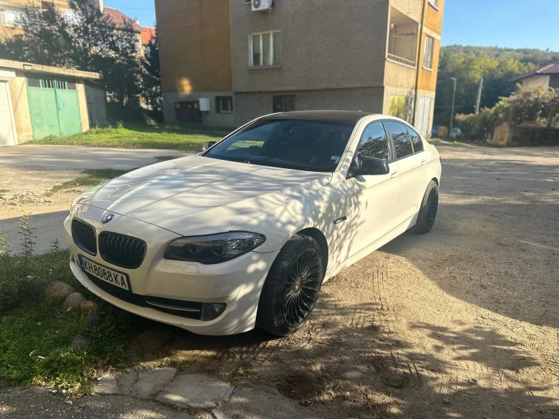 BMW 520 D, снимка 1 - Автомобили и джипове - 47692544