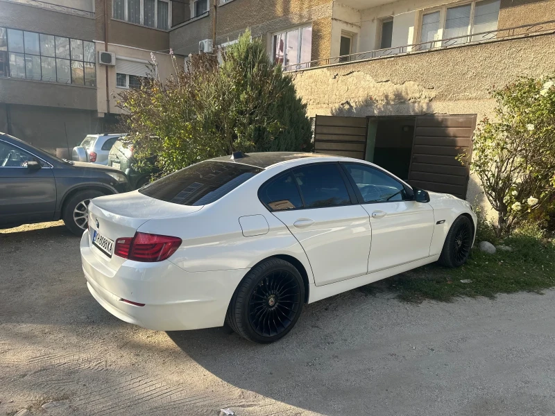 BMW 520 D, снимка 4 - Автомобили и джипове - 47692544