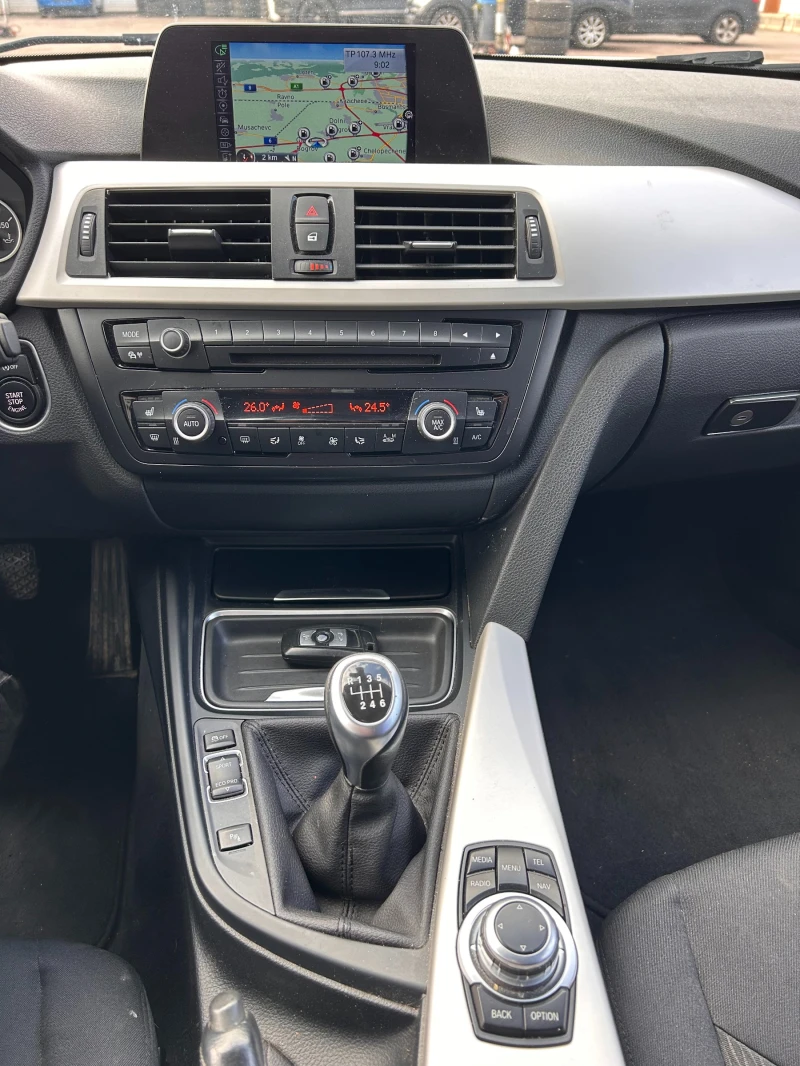 BMW 318 D NAVI EURO 5, снимка 12 - Автомобили и джипове - 49348048