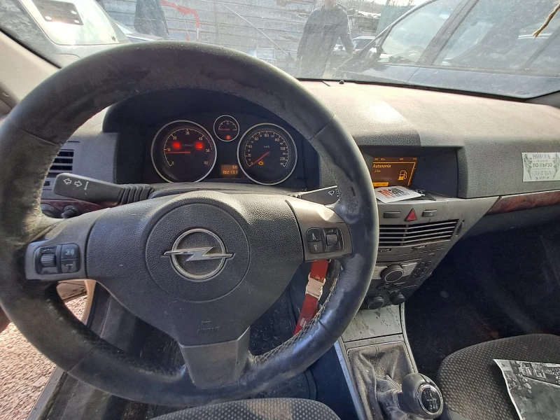 Opel Astra, снимка 5 - Автомобили и джипове - 49454409