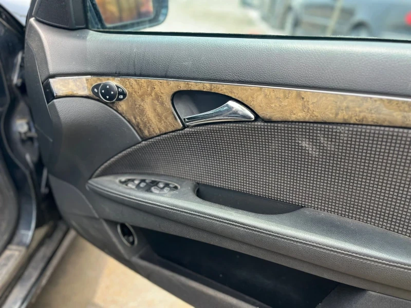 Mercedes-Benz E 320 642 , снимка 16 - Автомобили и джипове - 50711234