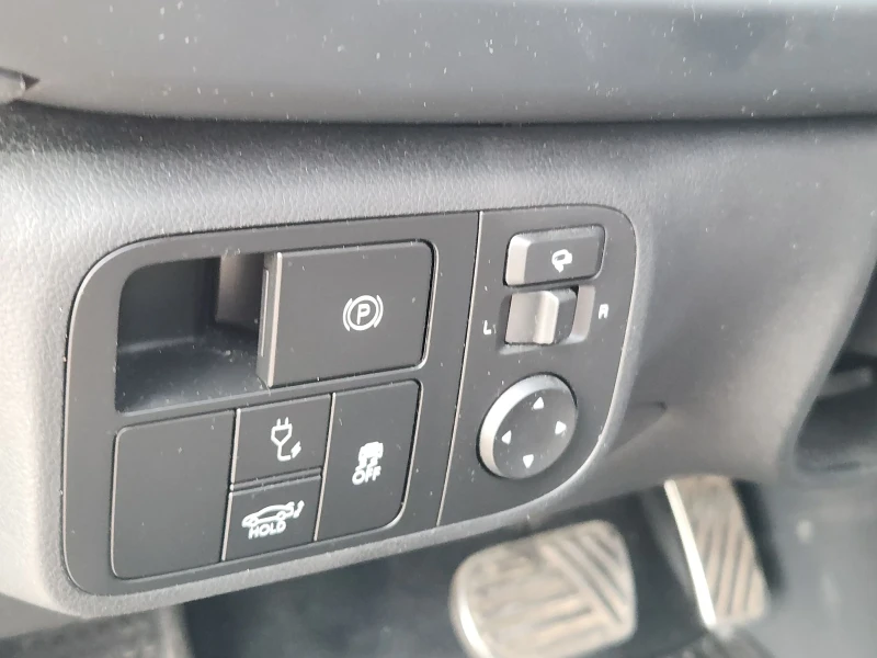 Hyundai Ioniq 6 77, 4kw 4X4 , снимка 16 - Автомобили и джипове - 51676009