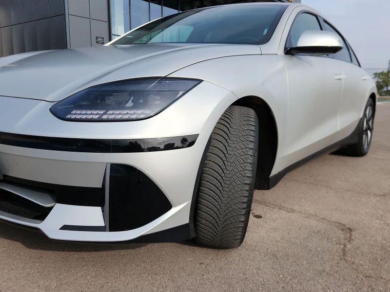 Hyundai Ioniq 6 77, 4kw 4X4 , снимка 9 - Автомобили и джипове - 51676009