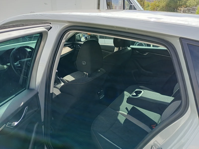 Skoda Scala 1.5 TSI 150кс., снимка 5 - Автомобили и джипове - 52540696