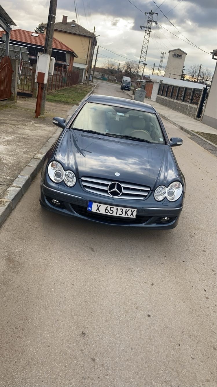 Mercedes-Benz CLK 220, снимка 7 - Автомобили и джипове - 45749665