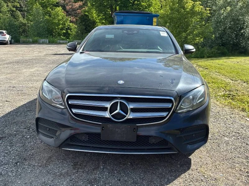 Mercedes-Benz E 300 * 4MATIC * 360 * CARFAX * ОПЦИЯ ЗА ФИНАНСИРАНЕ, снимка 2 - Автомобили и джипове - 55317580
