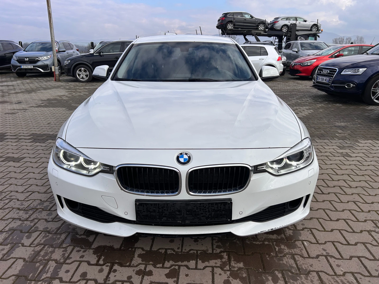 BMW 318 D NAVI EURO 5 - изображение 3