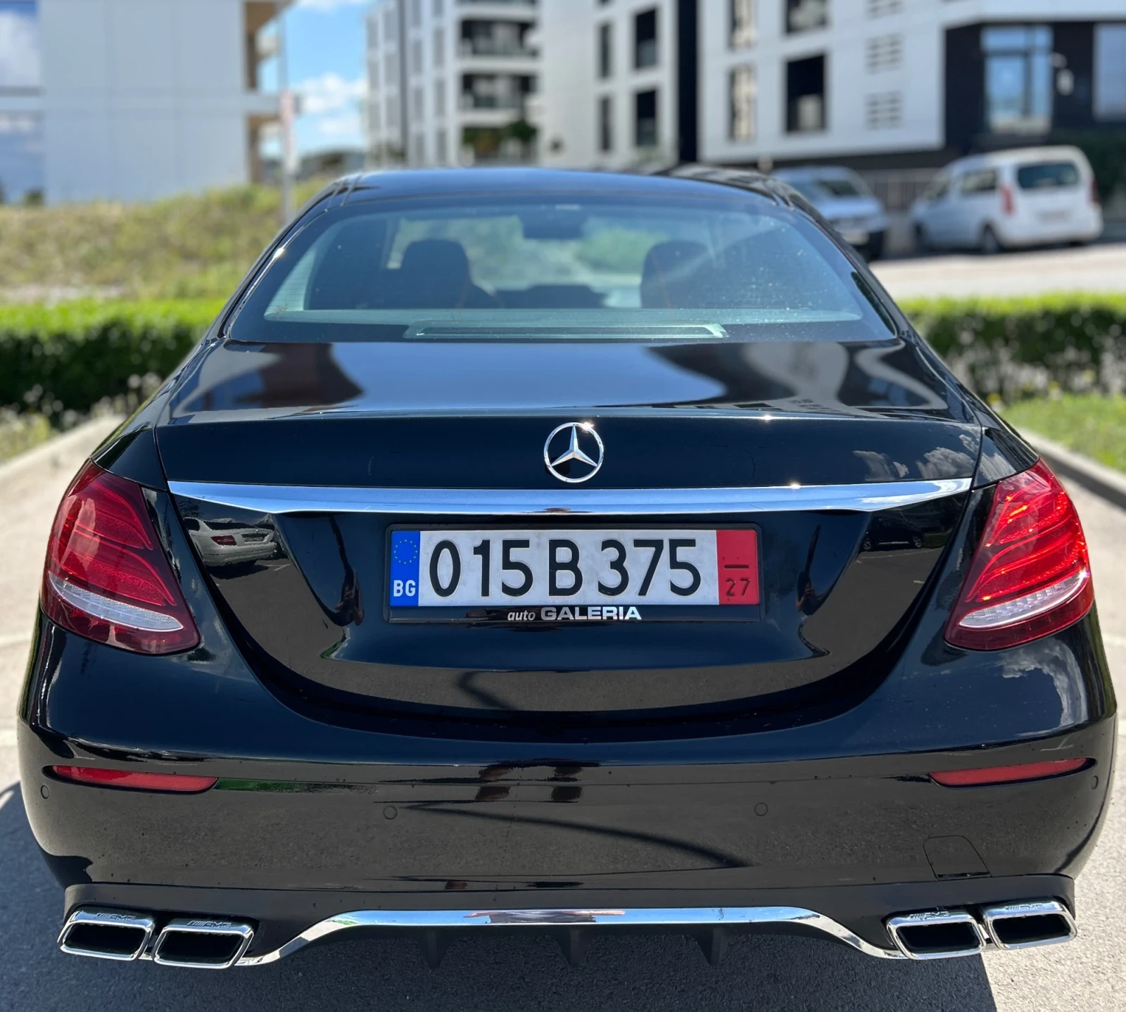 Mercedes-Benz E 220 6.3 PACKET/2.2D/FULL LED/AMG/TOP - изображение 9