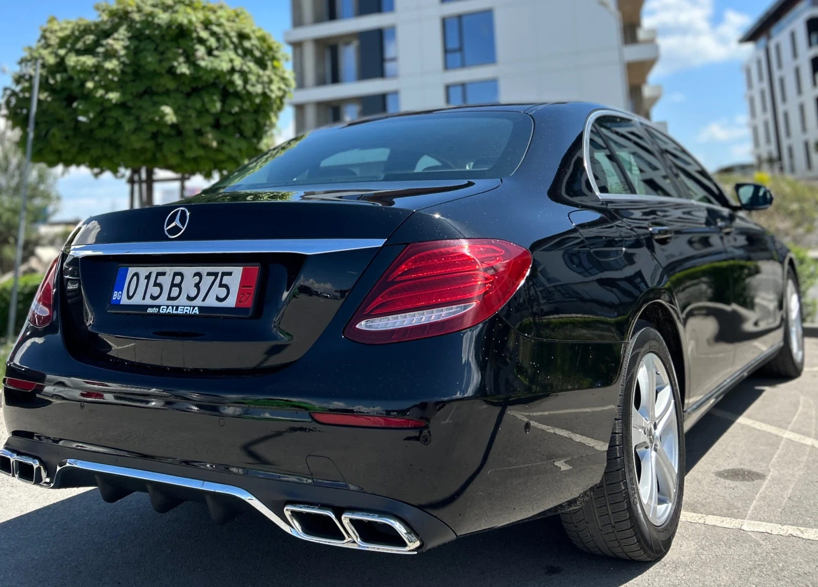 Mercedes-Benz E 220 6.3 PACKET/2.2D/FULL LED/AMG/TOP - изображение 10