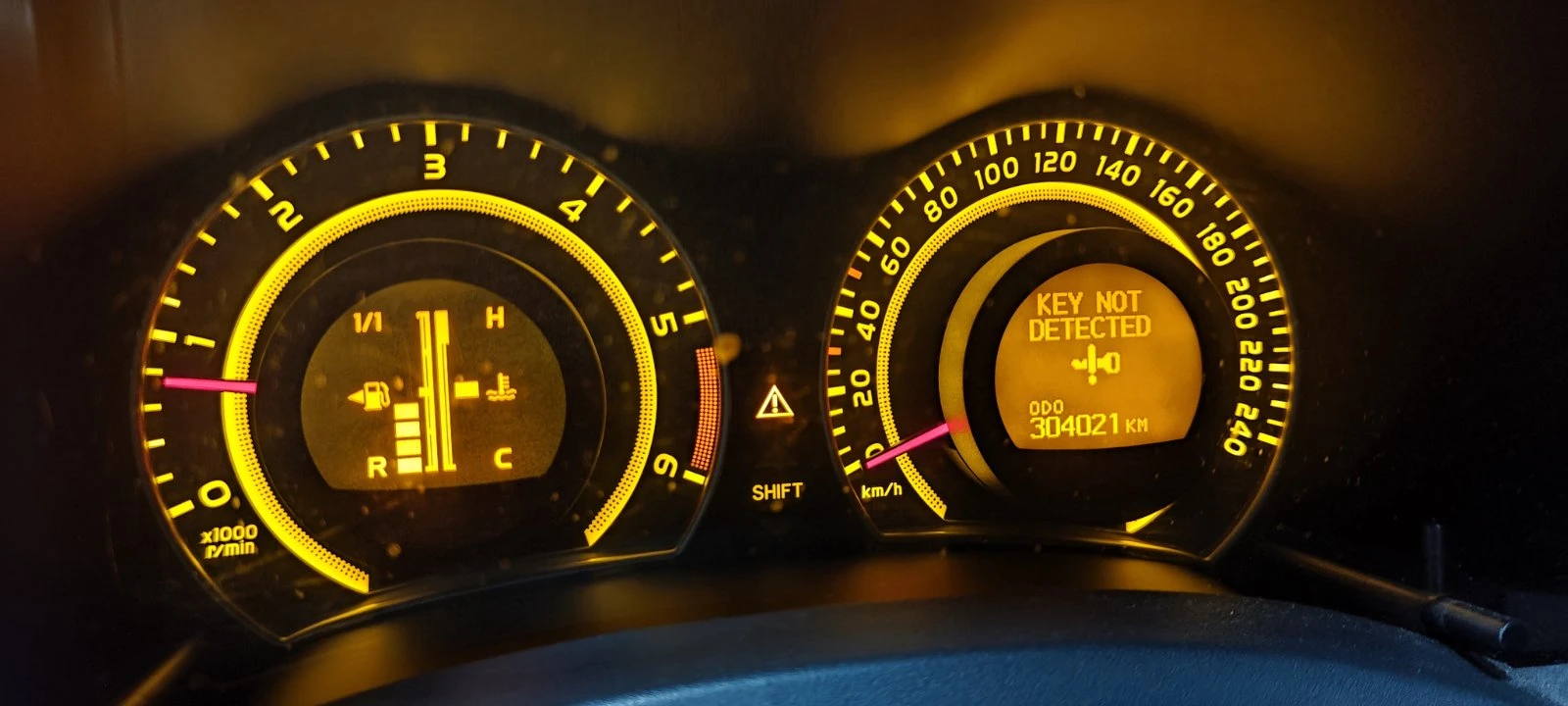 Toyota Auris  - изображение 4