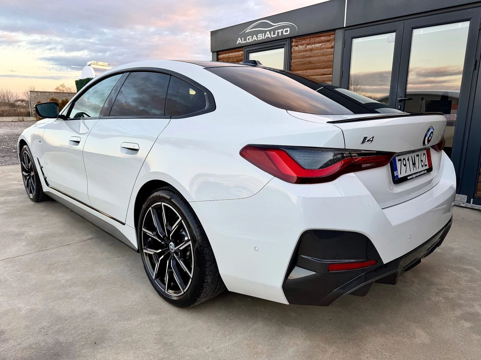 BMW i4 Gran Coupe 35 eDrive M Sport* harman/kardon | Mobile.bg   3