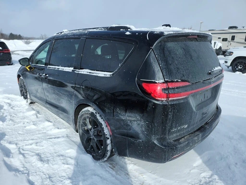 Chrysler Pacifica * TOURING L * CARFAX * БЕЗ ПЪРВОНАЧАЛНА ВНОСКА - изображение 4