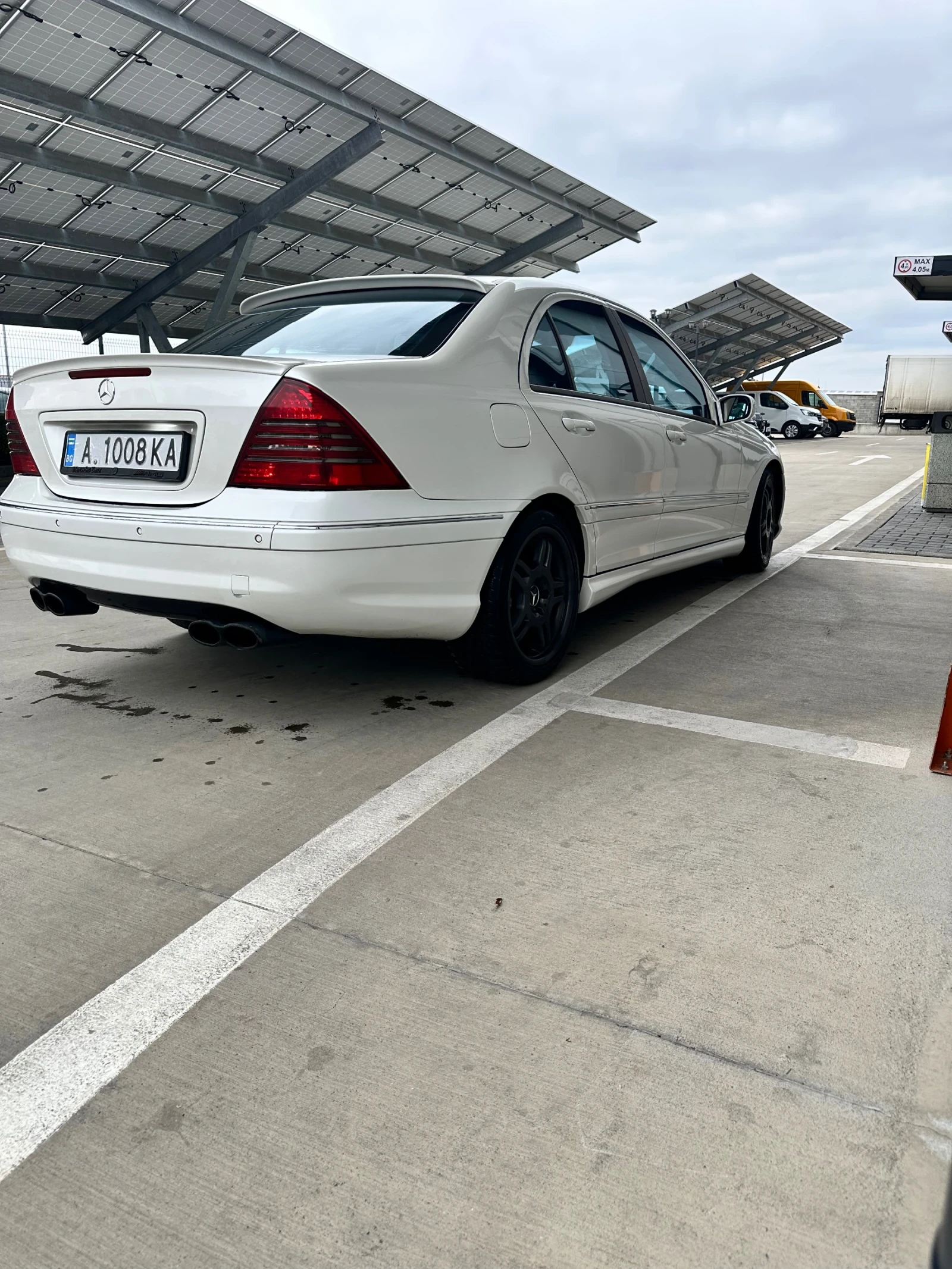 Mercedes-Benz C 30 AMG  - изображение 9