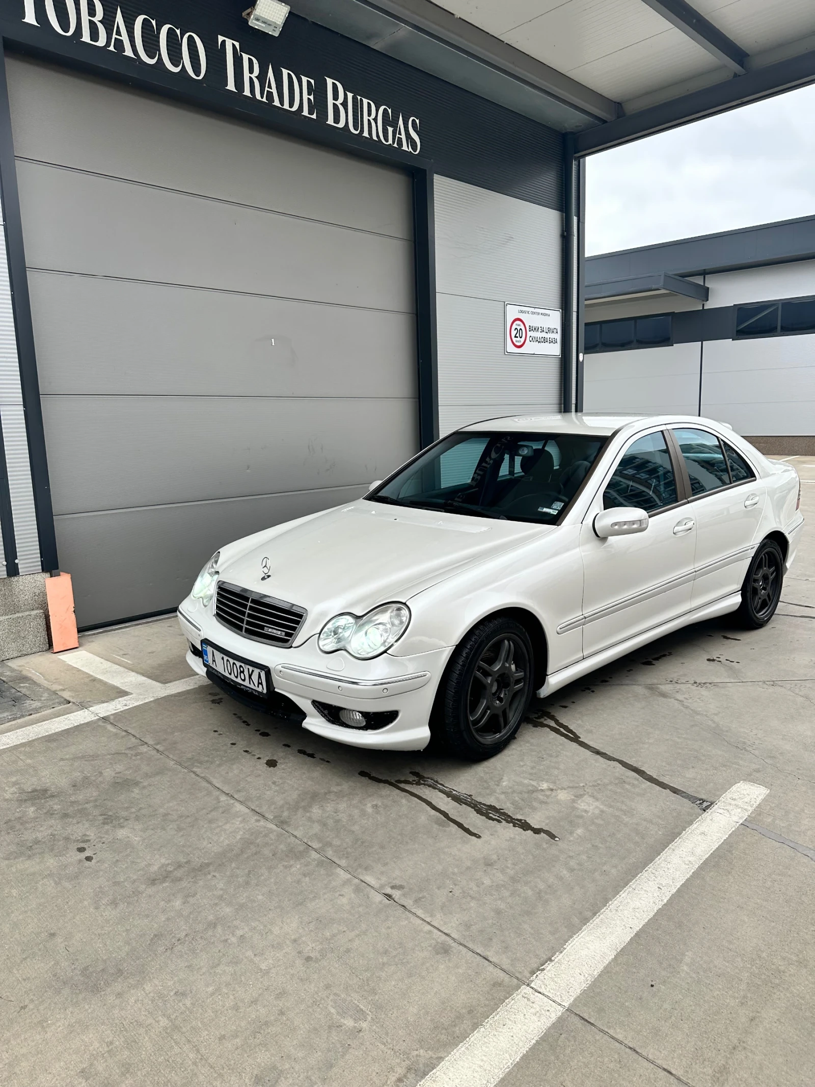 Mercedes-Benz C 30 AMG  - изображение 7