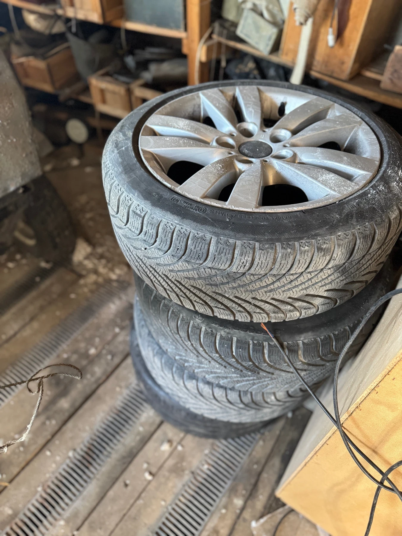 BMW 318, снимка 17 - Автомобили и джипове - 54427187