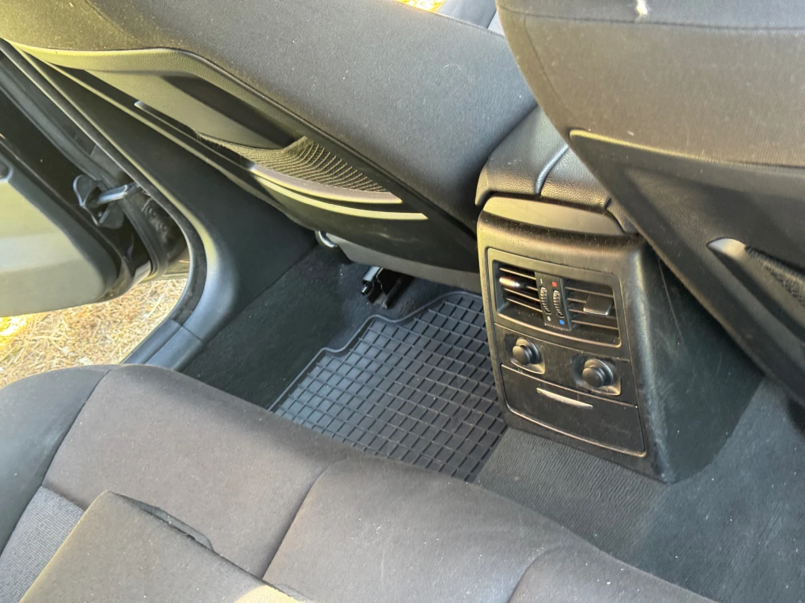 BMW 318, снимка 11 - Автомобили и джипове - 54427187