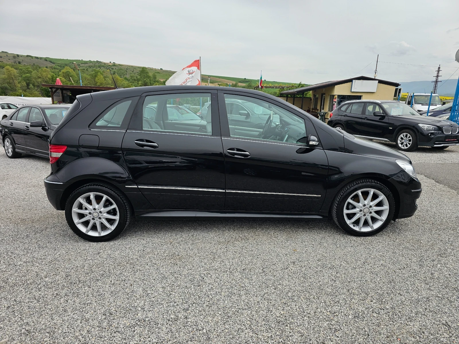 Mercedes-Benz B 170 1.7 benzin, снимка 7 - Автомобили и джипове - 54468351