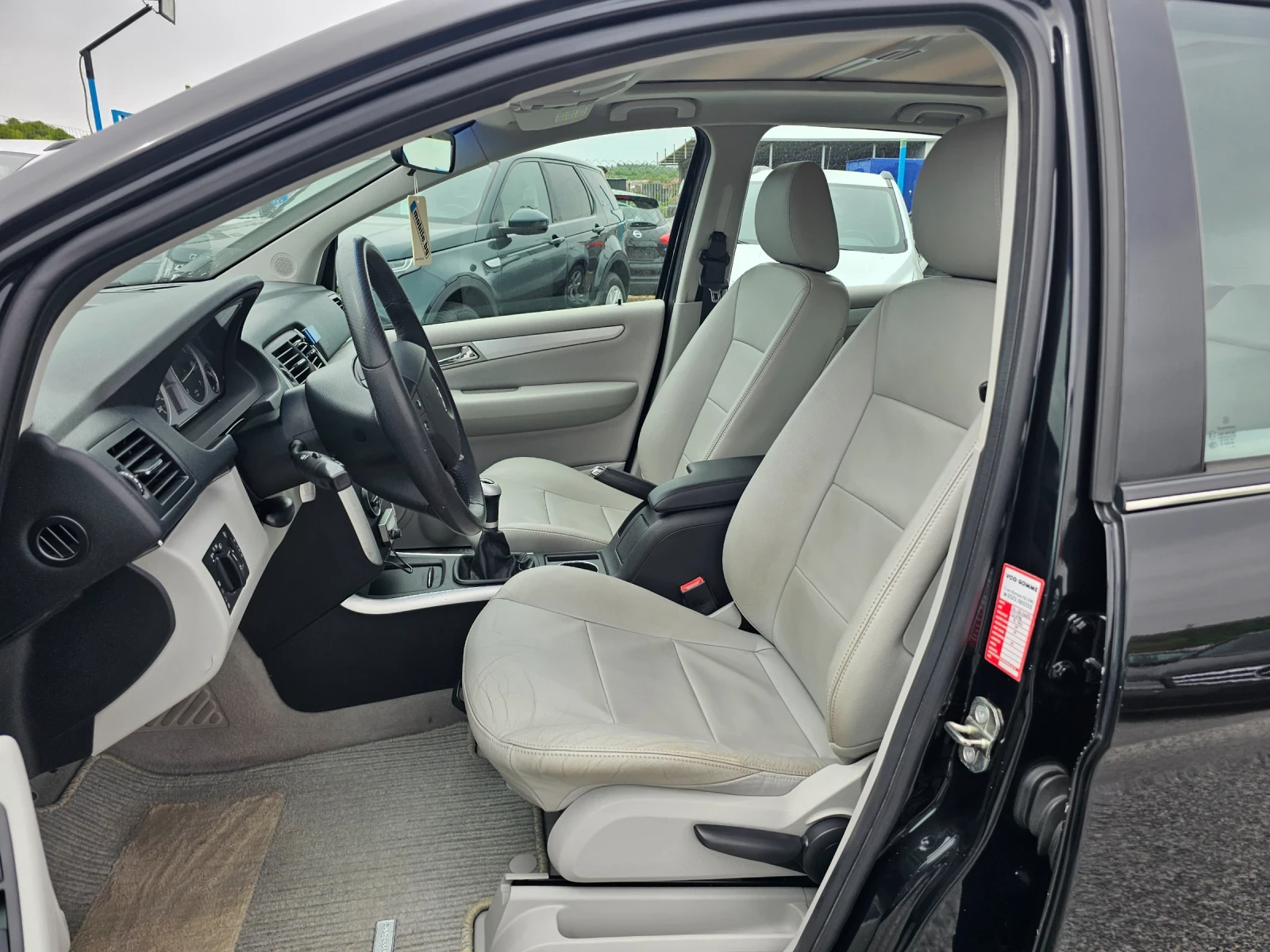 Mercedes-Benz B 170 1.7 benzin, снимка 9 - Автомобили и джипове - 54468351