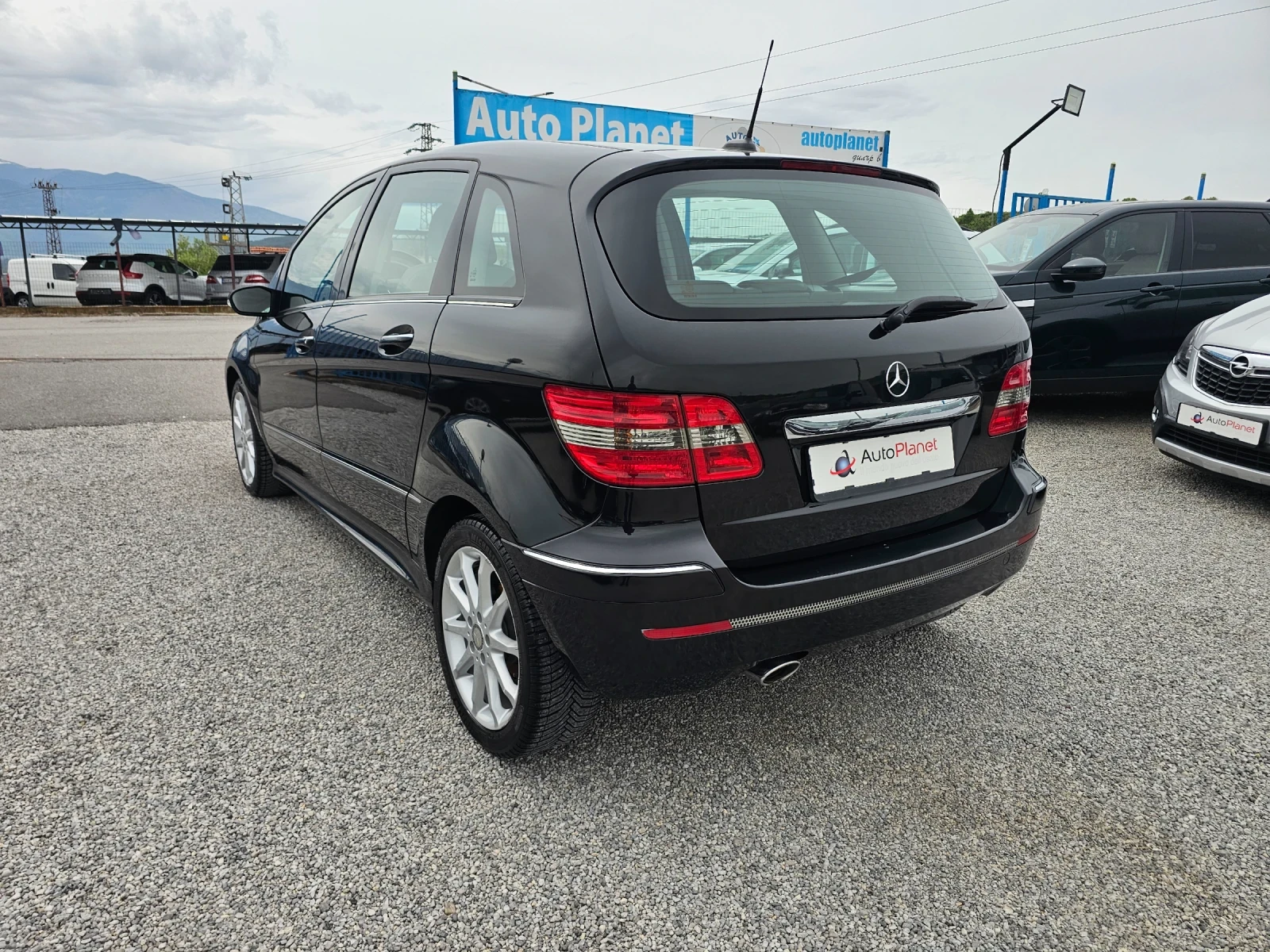Mercedes-Benz B 170 1.7 benzin, снимка 4 - Автомобили и джипове - 54468351