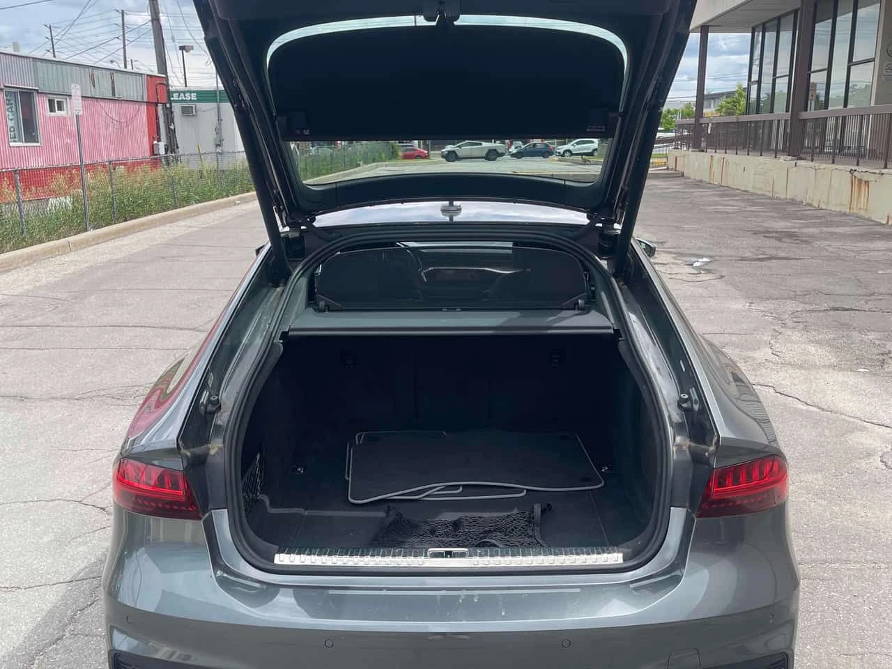Audi A7 Technik | CARFAX | БЕЗ ПЪРВОНАЧАЛНА ВНОСКА, снимка 6 - Автомобили и джипове - 54948452