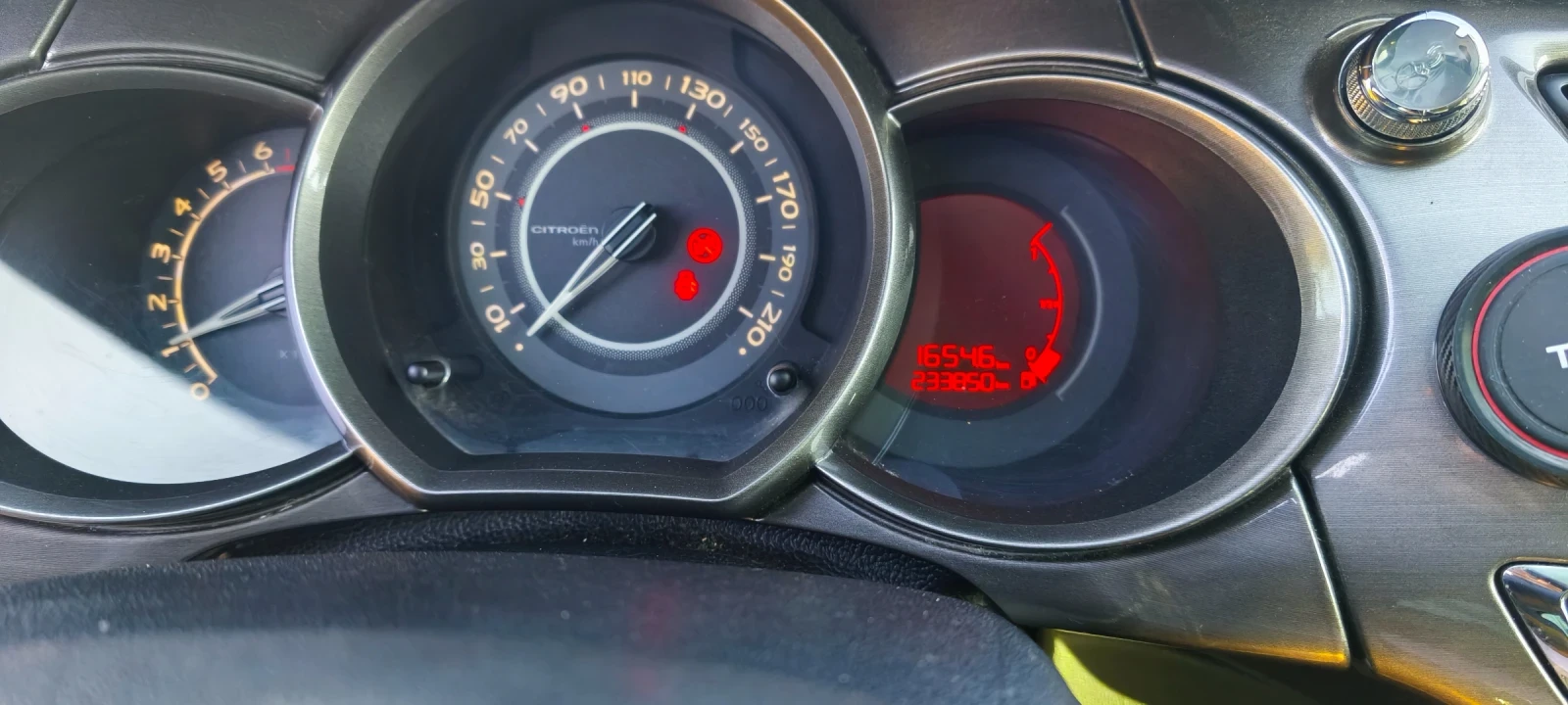 Citroen C3, снимка 12 - Автомобили и джипове - 55755350