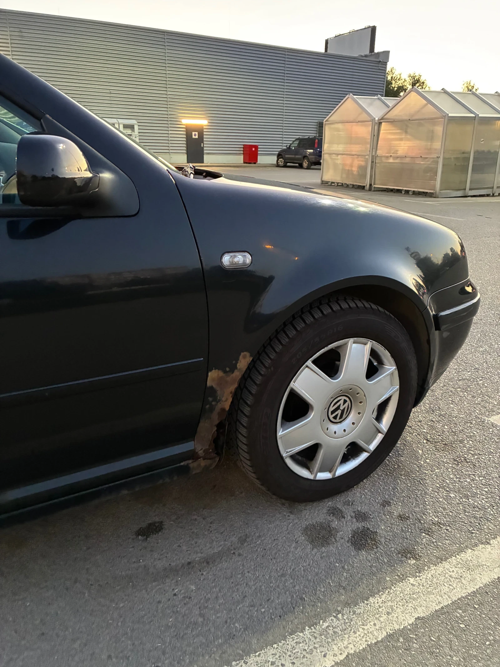VW Golf, снимка 17 - Автомобили и джипове - 55105402