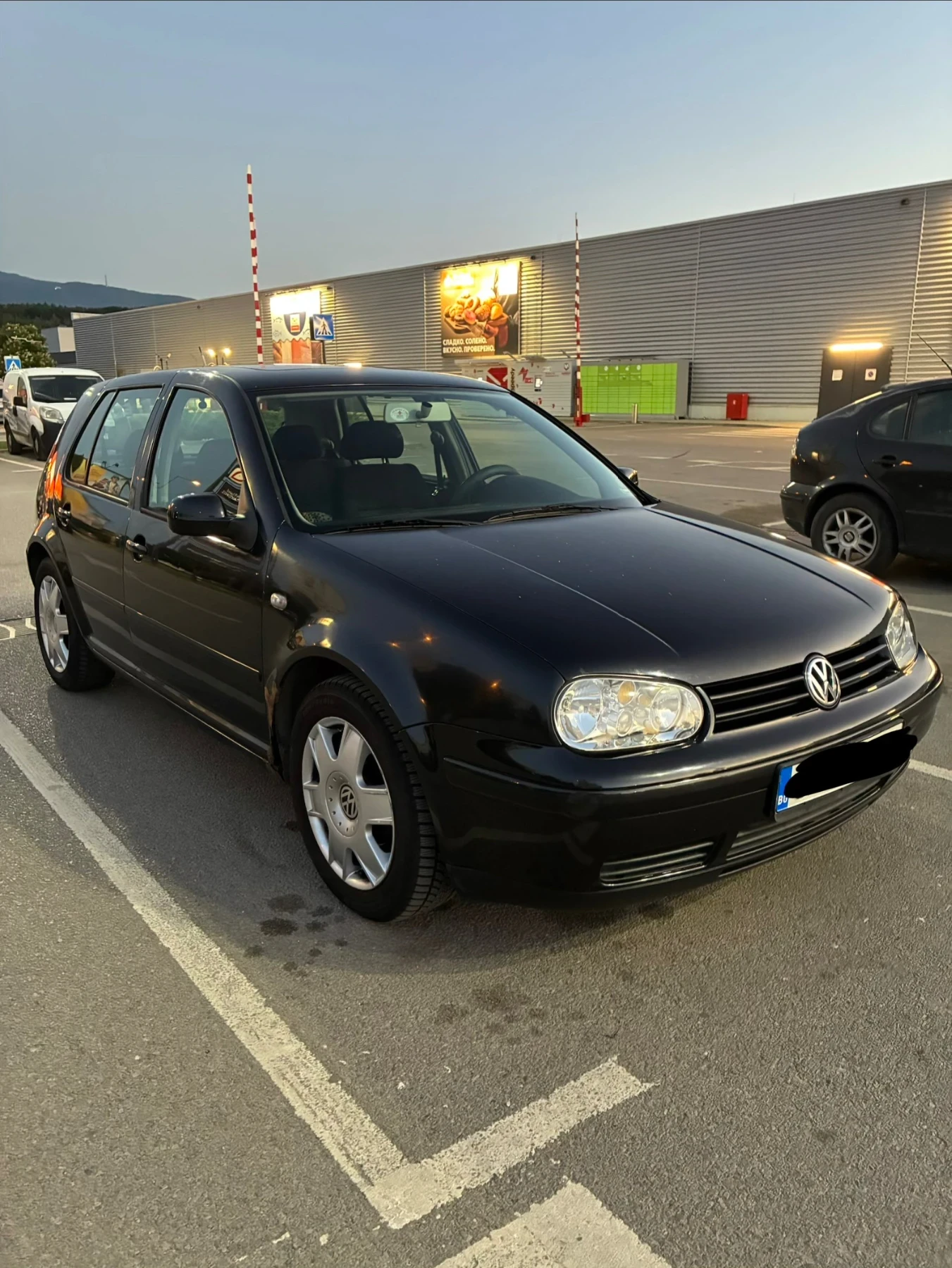 VW Golf, снимка 6 - Автомобили и джипове - 55105402