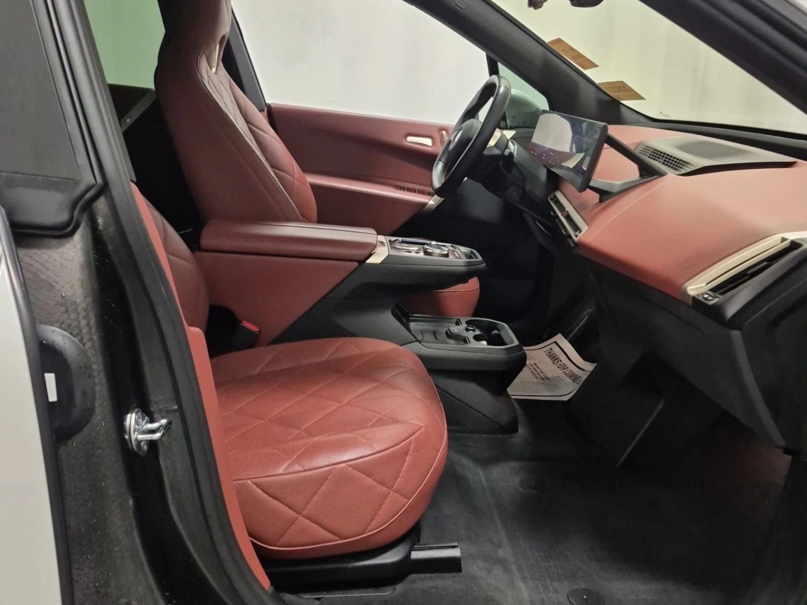 BMW iX 8 ГОДИНИ ГАРАНЦИЯ, снимка 13 - Автомобили и джипове - 55222436