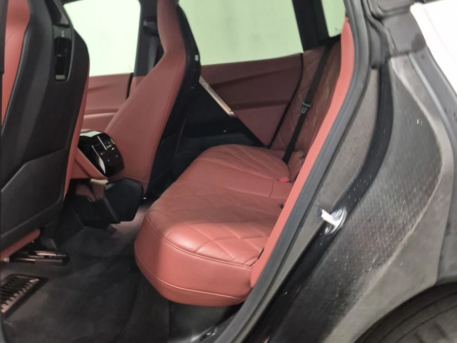 BMW iX 8 ГОДИНИ ГАРАНЦИЯ, снимка 10 - Автомобили и джипове - 55222436