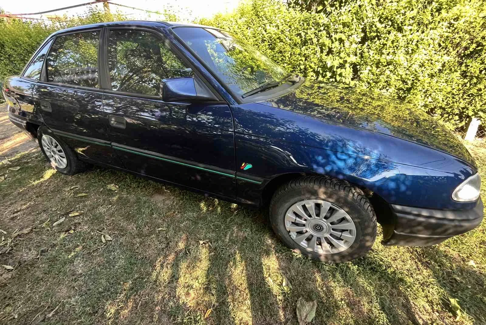 Opel Astra, снимка 2 - Автомобили и джипове - 55607084
