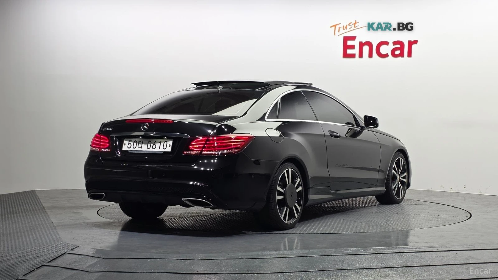 Mercedes-Benz E 400 W212* ЧЕРВЕНА КОЖА* ОБДУХВ* ПОДГР* ПАНО* НАВИ* , снимка 2 - Автомобили и джипове - 55891699