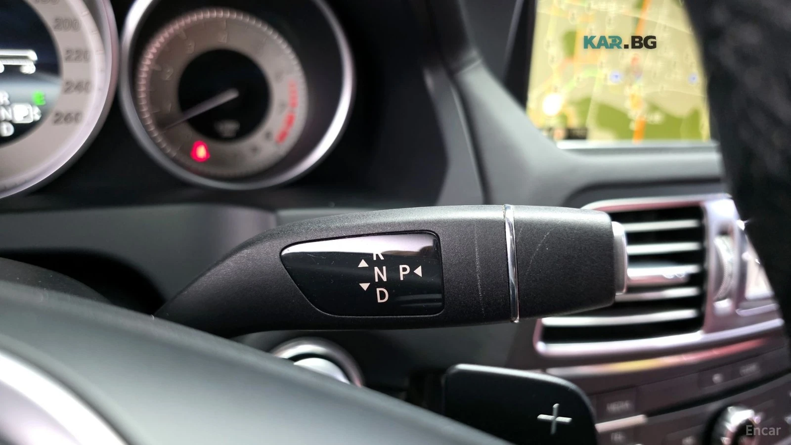 Mercedes-Benz E 400 W212* ЧЕРВЕНА КОЖА* ОБДУХВ* ПОДГР* ПАНО* НАВИ* , снимка 9 - Автомобили и джипове - 55891699