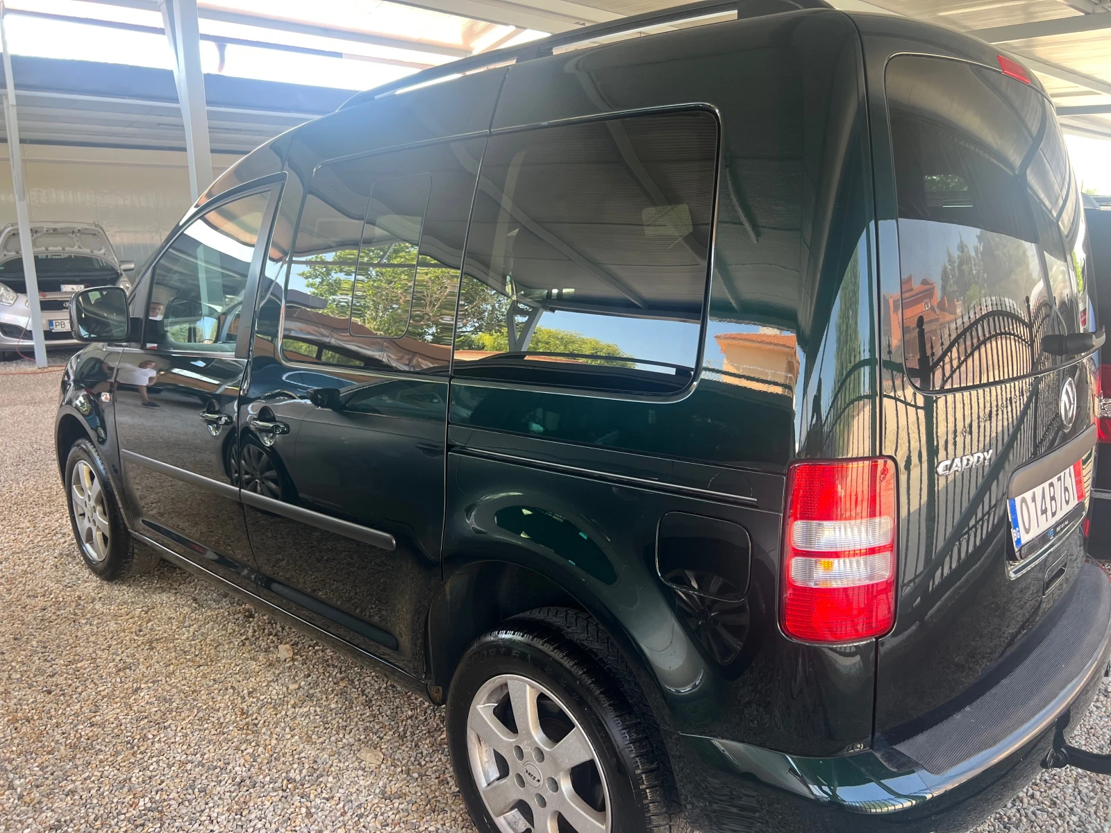 VW Caddy Германия перфект, снимка 7 - Автомобили и джипове - 55948442