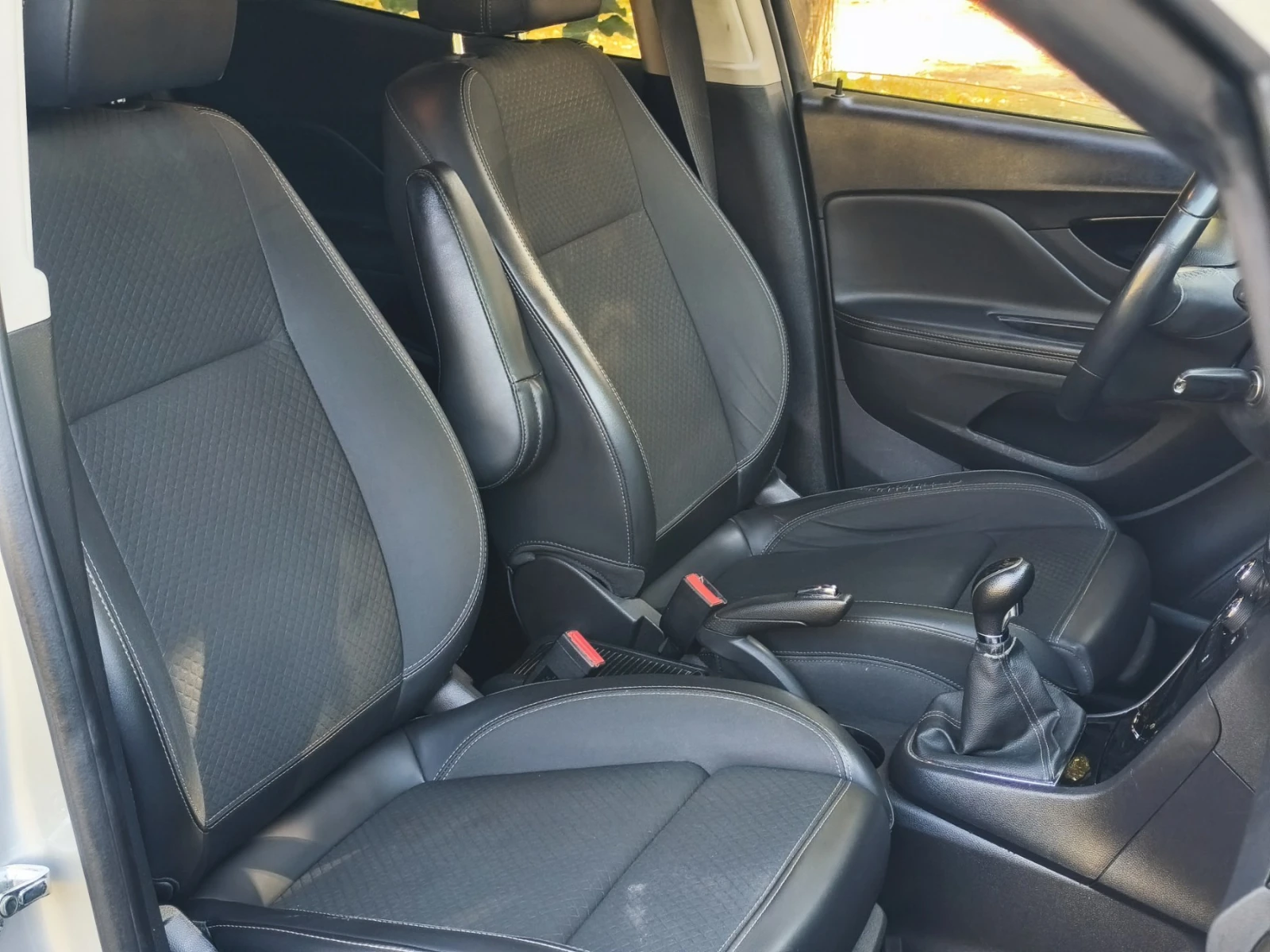Opel Mokka X 1.6 CDTI BLACK EDITION | 136 к.с. | EURO 6, снимка 13 - Автомобили и джипове - 56132107