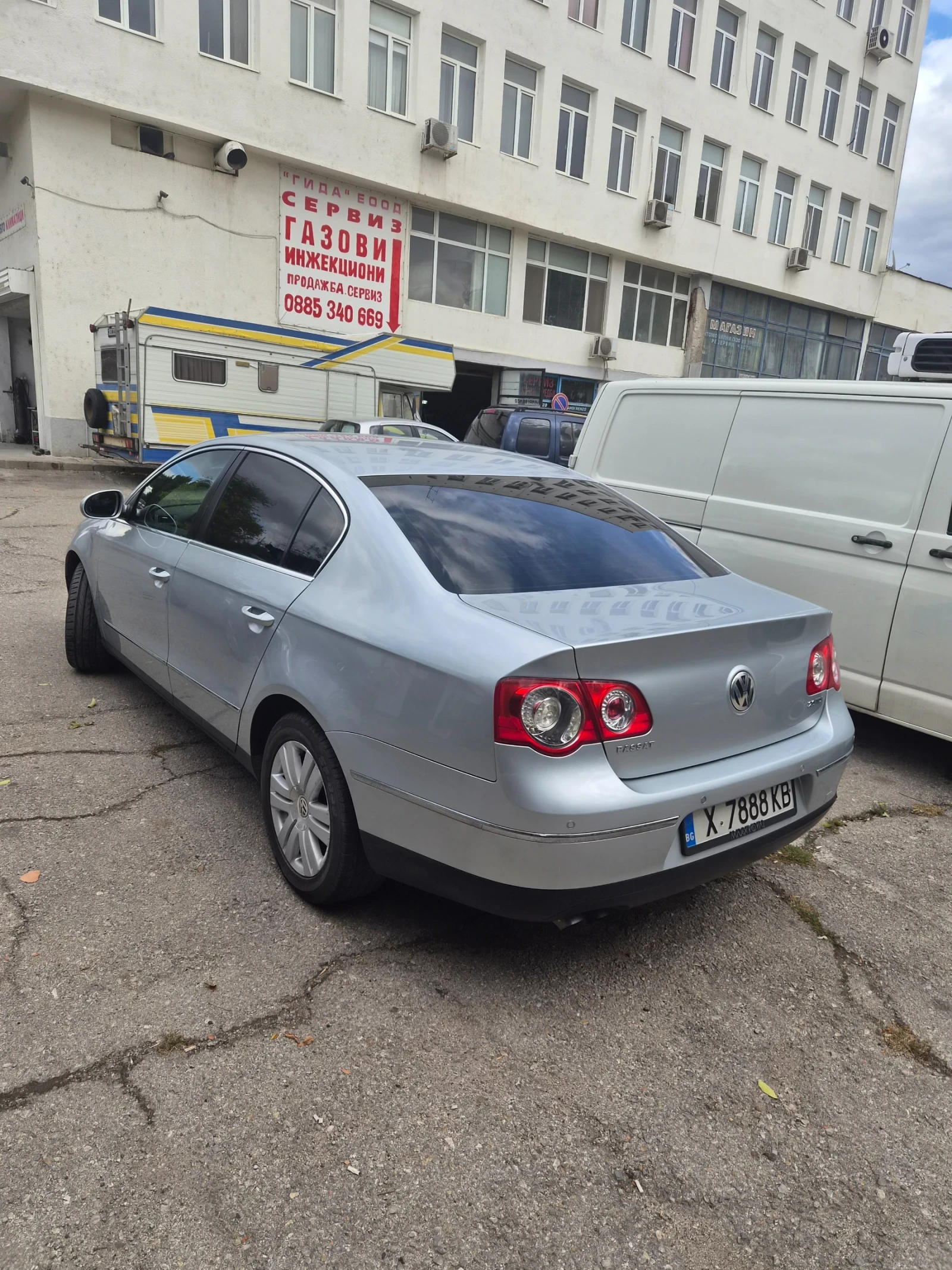 VW Passat, снимка 5 - Автомобили и джипове - 56294219