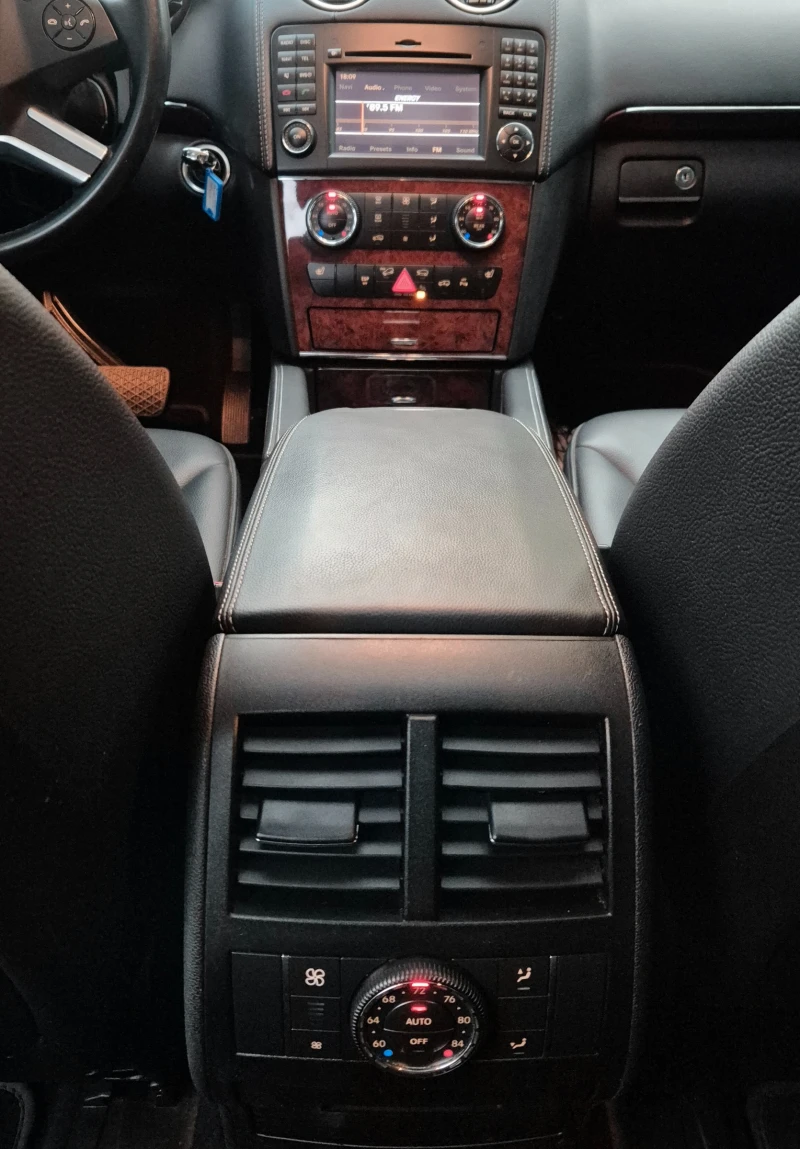 Mercedes-Benz GL 500 450, снимка 13 - Автомобили и джипове - 52148335