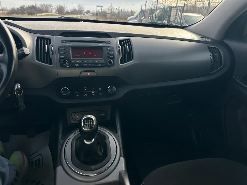 Kia Sportage 1.7, снимка 13 - Автомобили и джипове - 52872191