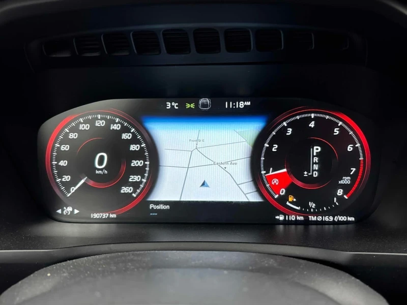 Volvo Xc90 T6 R Design  CARFAX, снимка 8 - Автомобили и джипове - 53030588