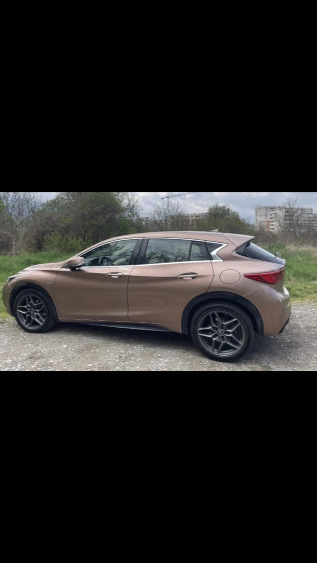 Infiniti Q30, снимка 14 - Автомобили и джипове - 47807126