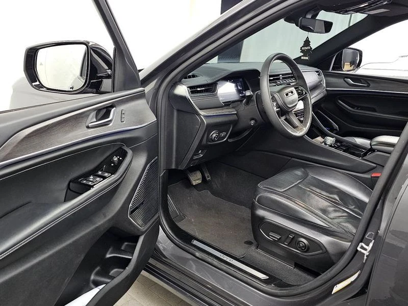 Jeep Cherokee 3.6 Overland| 295к.с.| ВКЛ.ТЕХНОТЕСТ, снимка 10 - Автомобили и джипове - 55130384