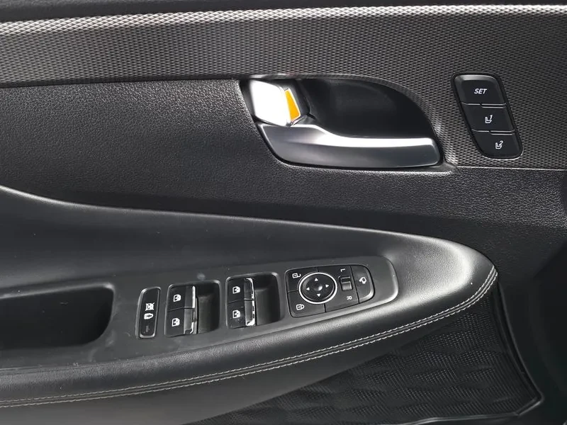 Hyundai Santa fe Diesel 2.0 2Wd Prestige, снимка 17 - Автомобили и джипове - 55738526